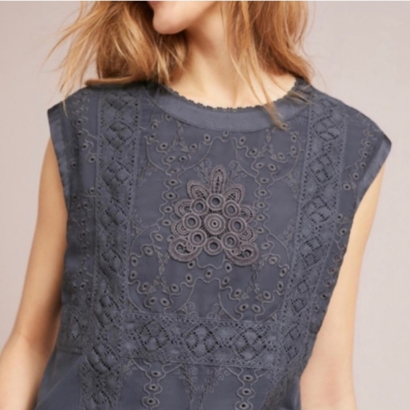 Tiny Tops - Tiny X Anthropologie Women's Embroidered Eyelet Lace Trim Sleeveless top Size L